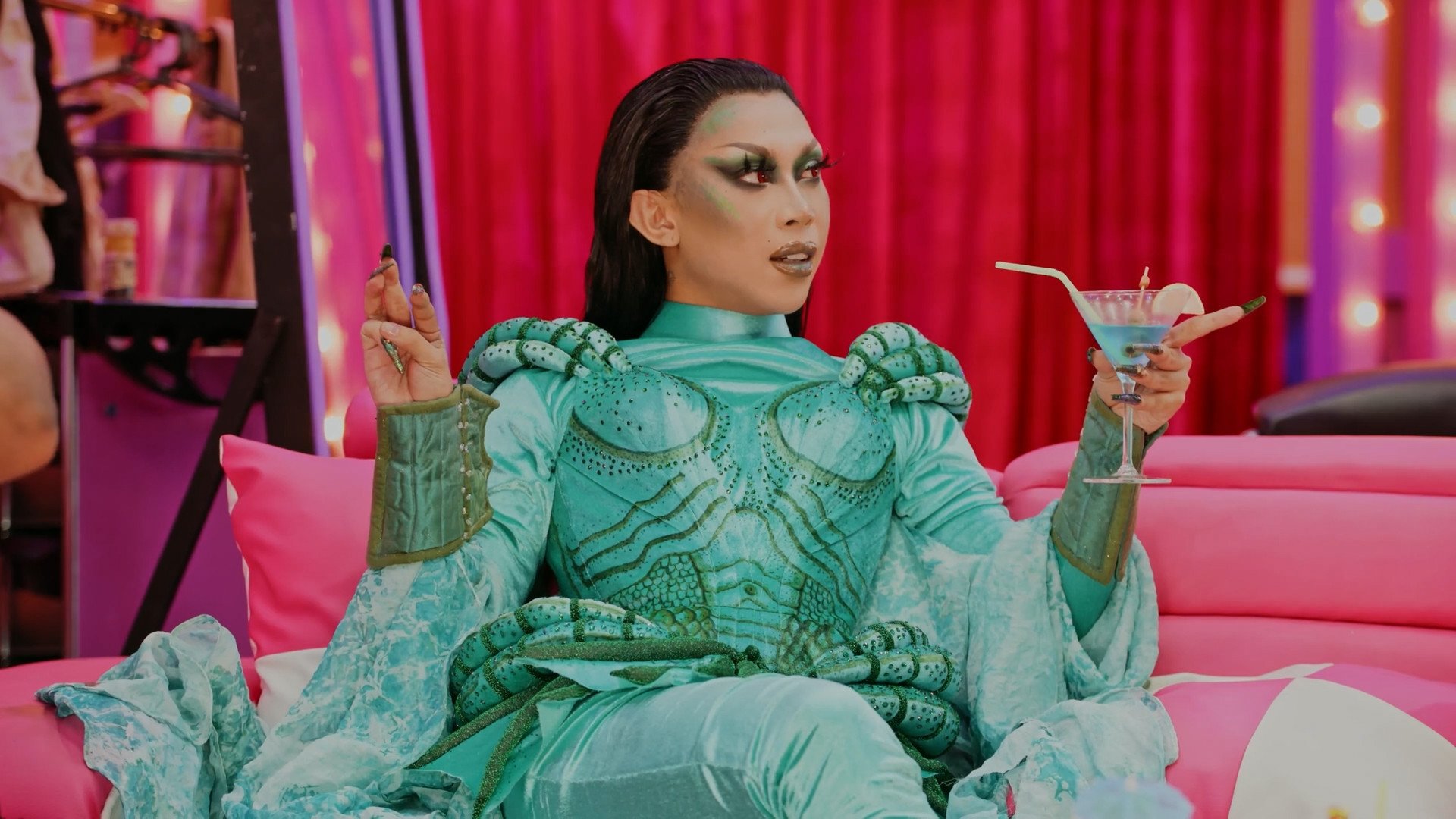 Drag Race Philippines Untucked! 1×3 – Philippines Untucked: Pop Off Ate!