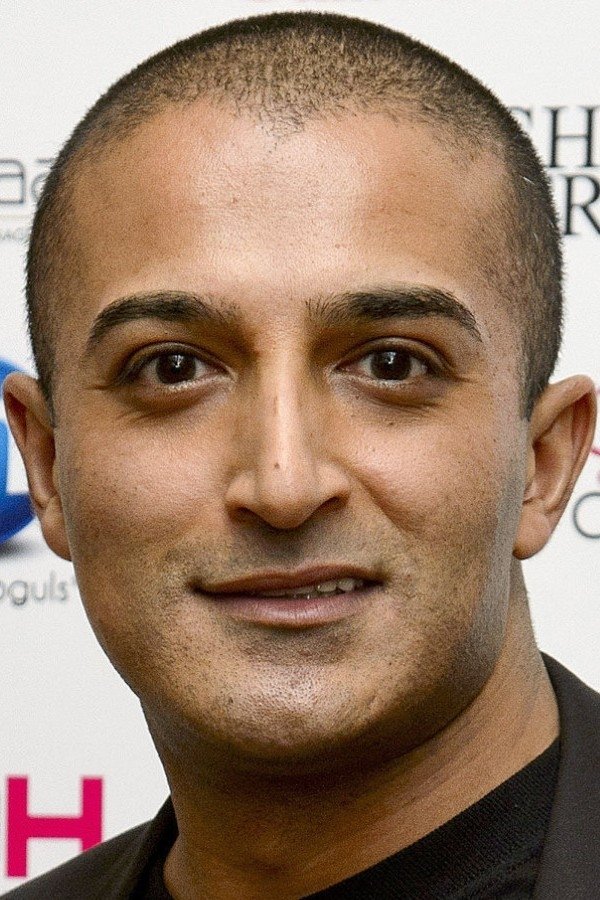 Foto de Adil Ray