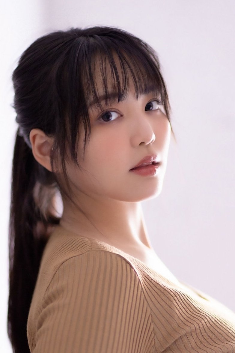 Foto de 恋渕ももな