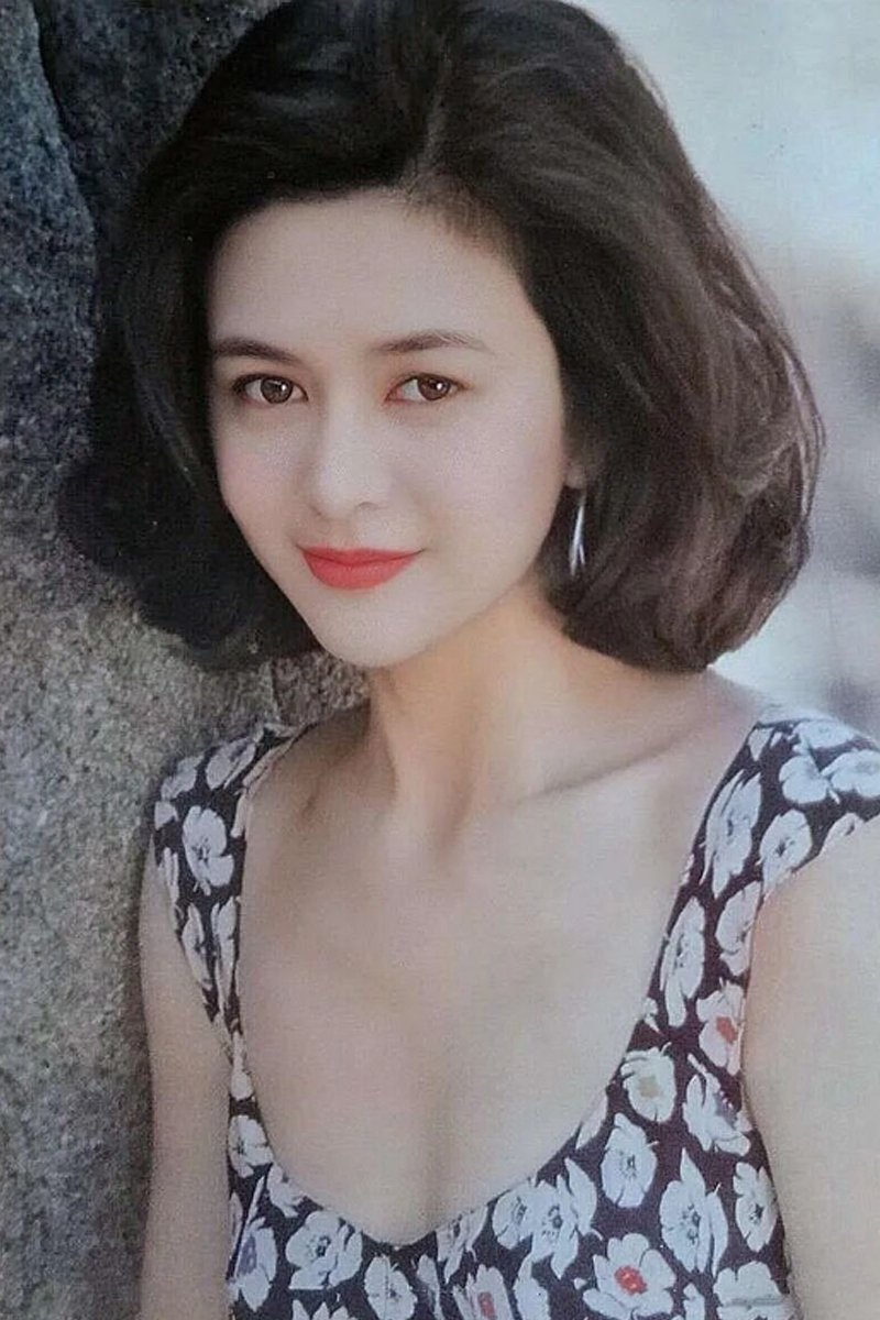 Foto de 關之琳