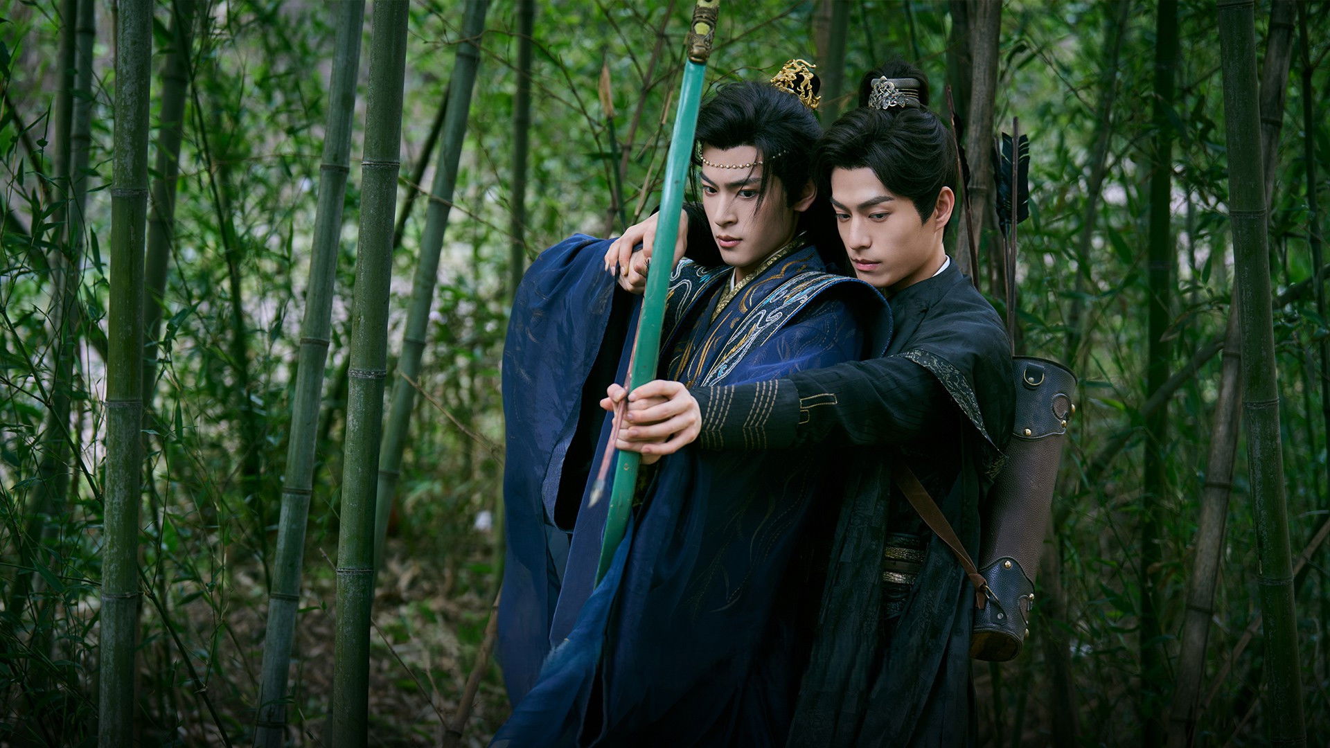 Entering Court Politics