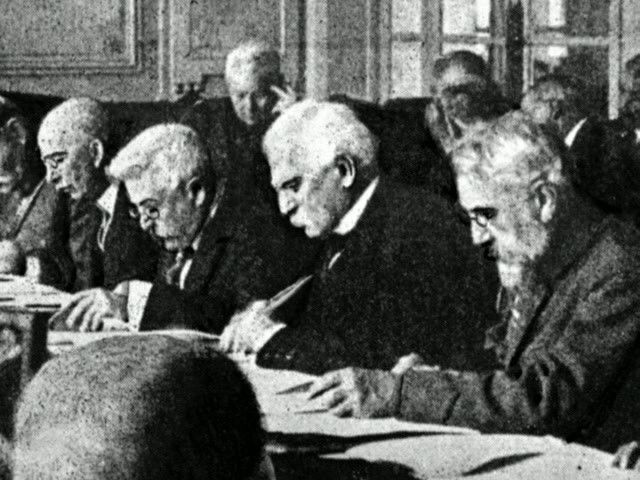 The Best Intentions - The Paris Peace Conference and the Treaty of Versailles