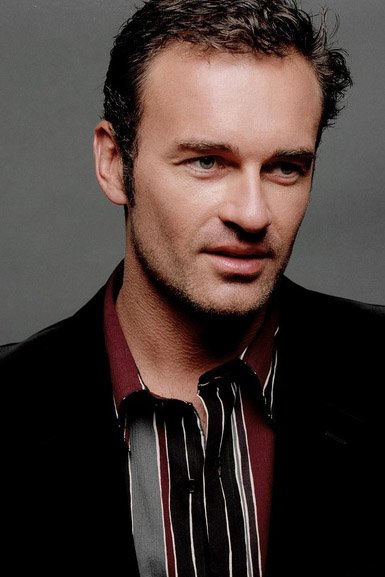 Foto de Julian McMahon