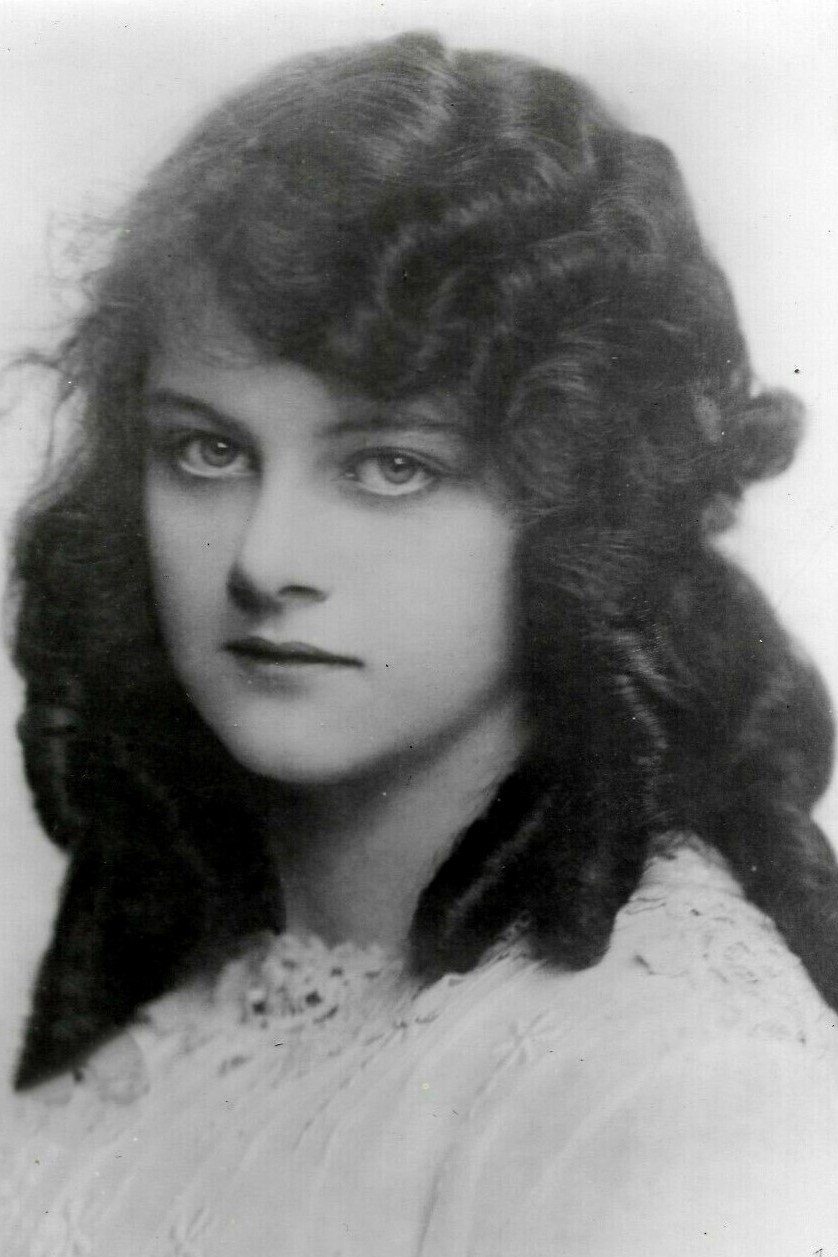 Foto de Estelle Allen