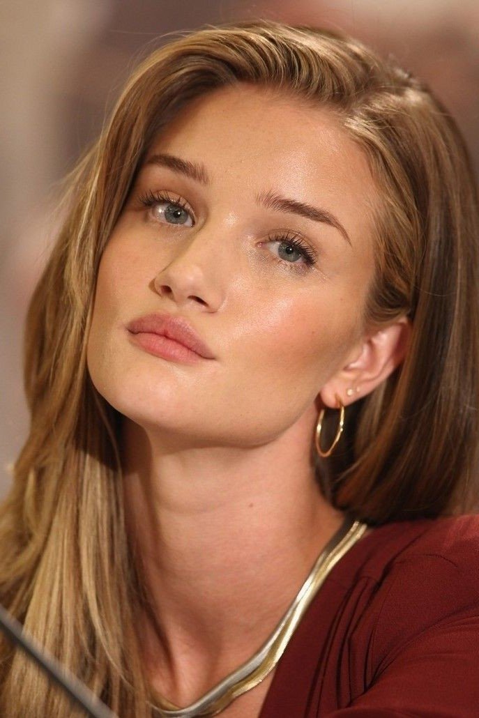 Foto de Rosie Huntington-Whiteley