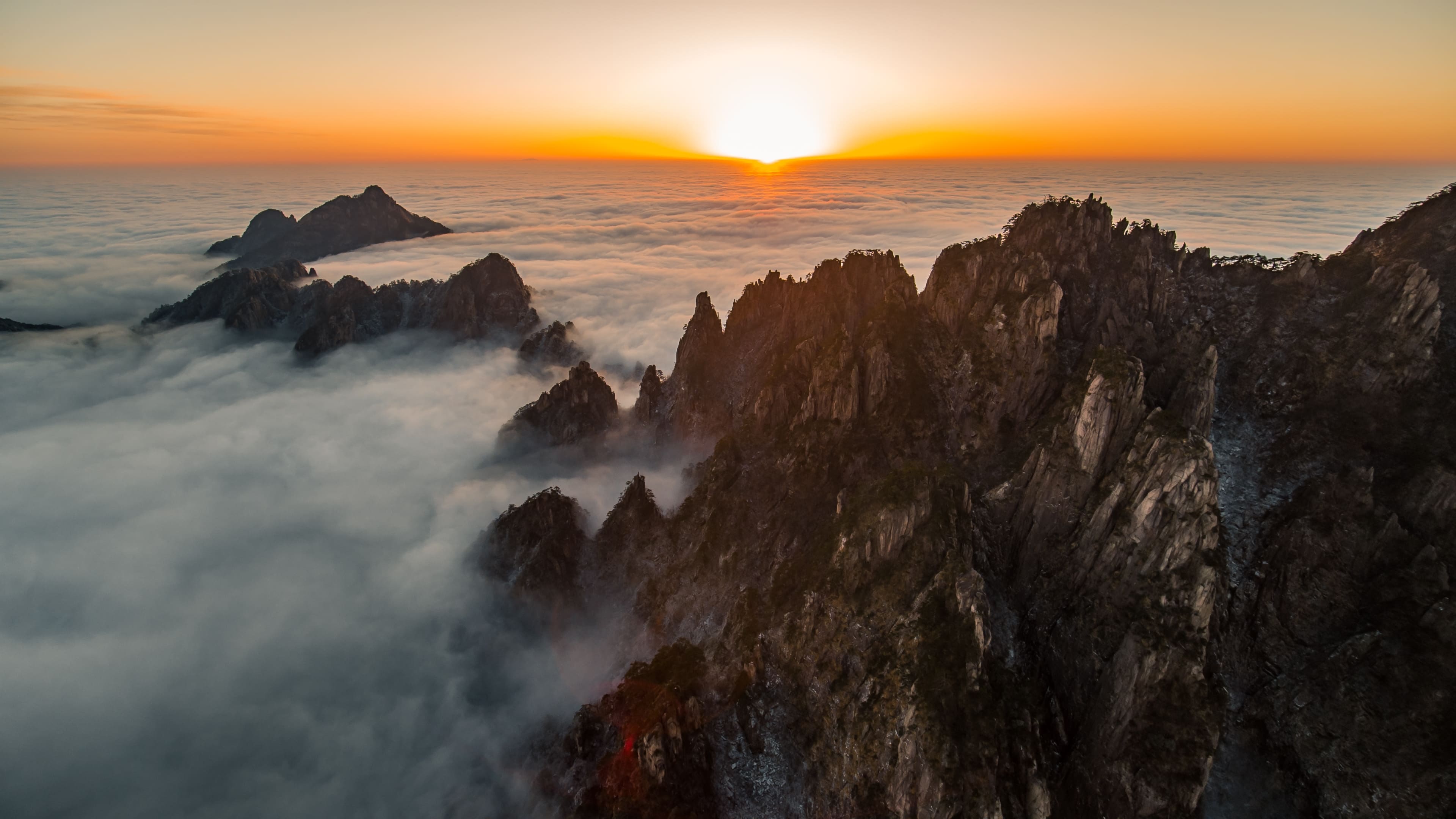 泼墨黄山