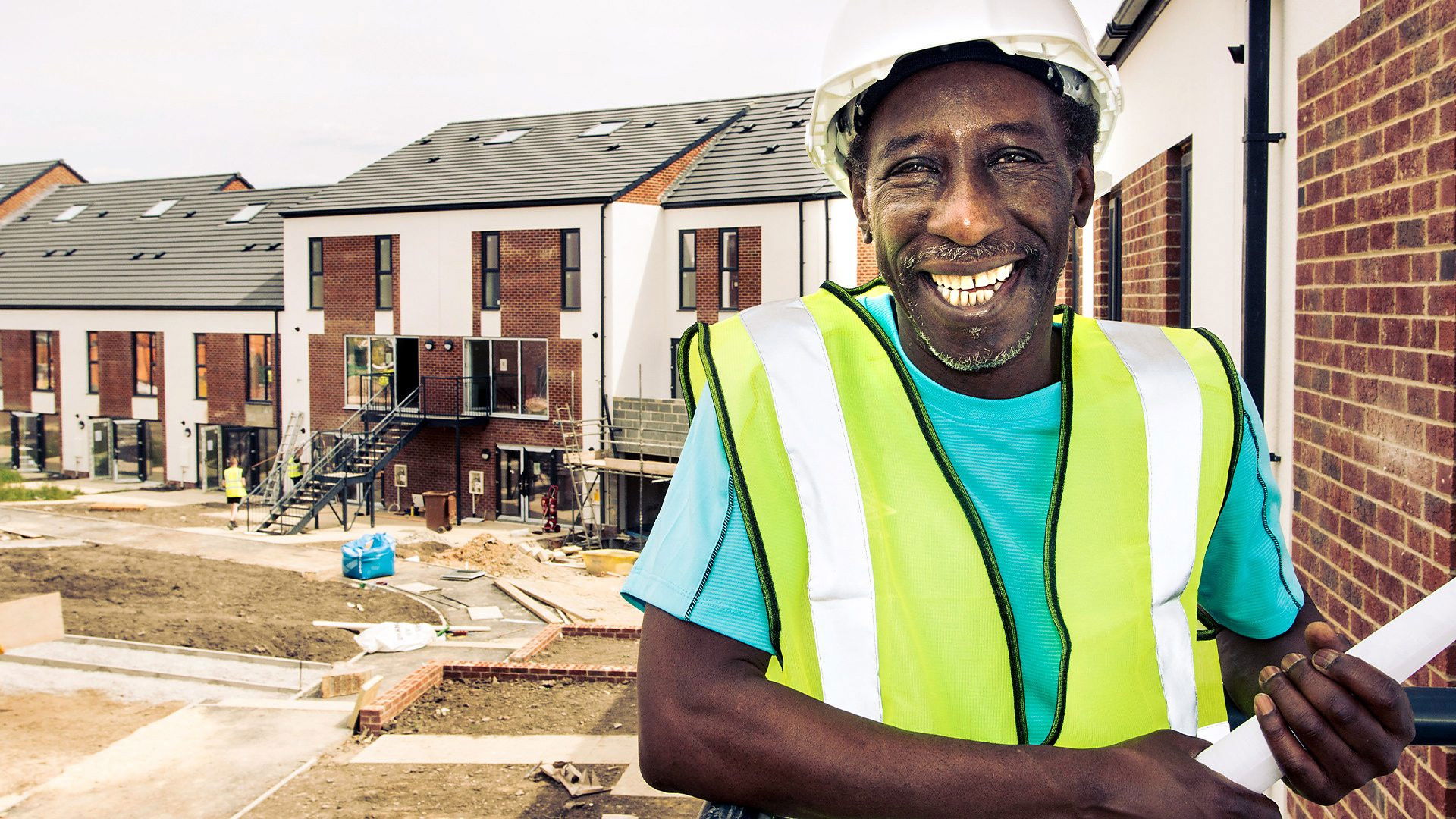 33 Families, One Big Build