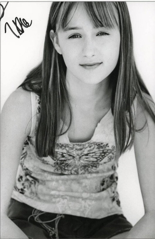 the profile picture of Nicolette Little