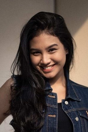 the profile picture of Alika Jantinia