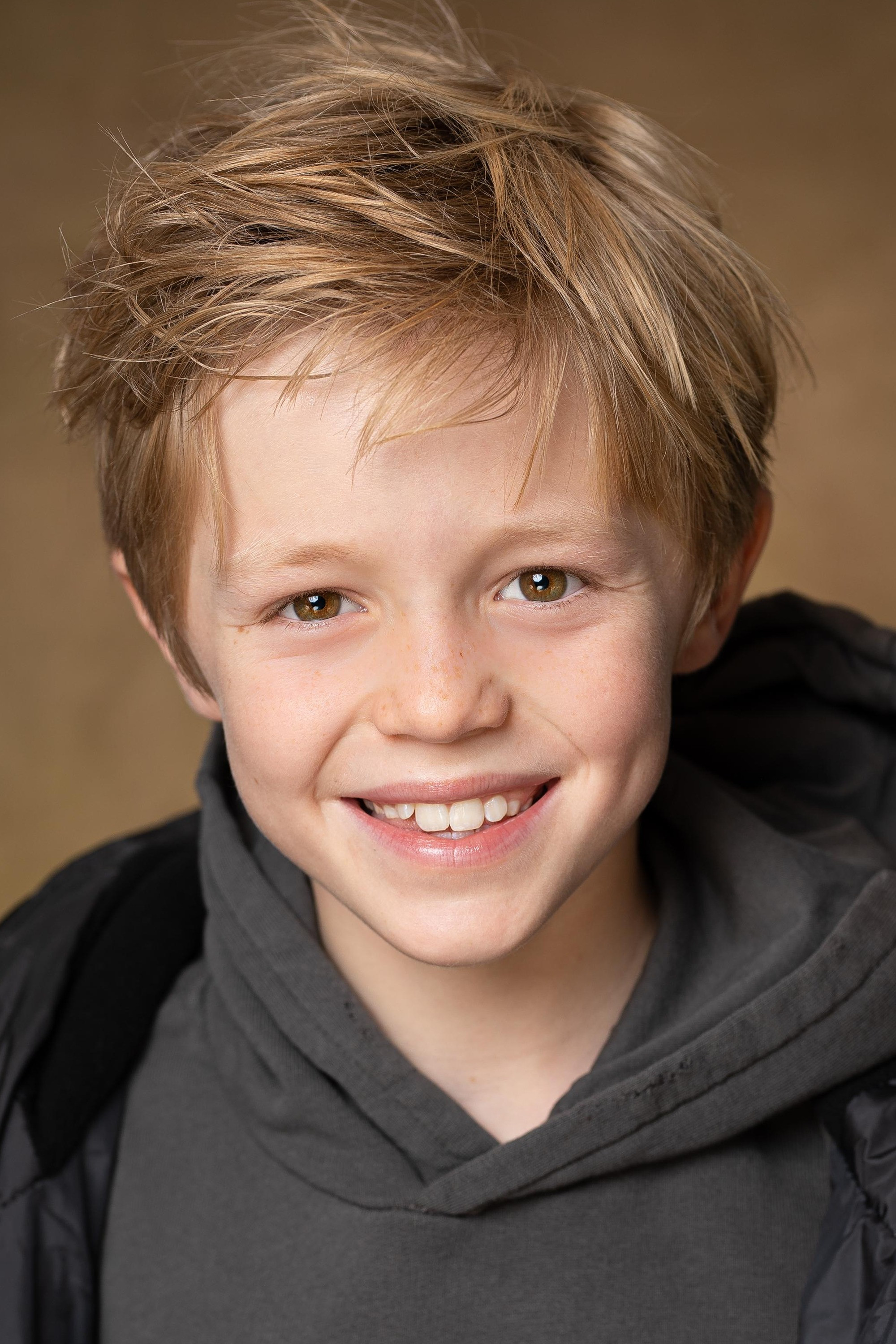 the profile picture of Charles Dark