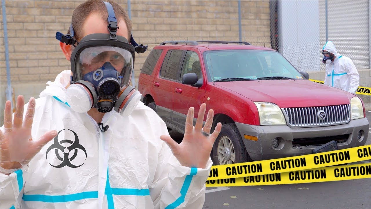 Searching The Disgusting Abandoned Car