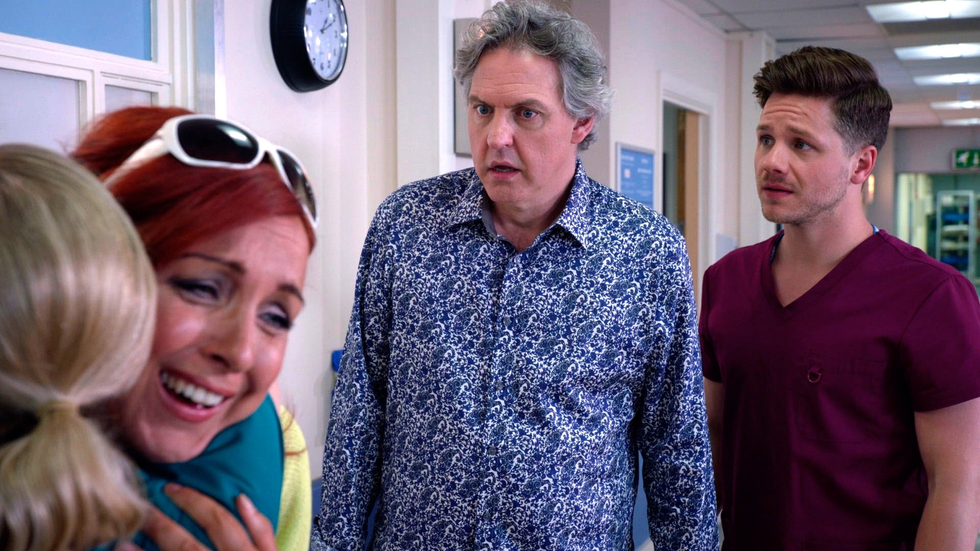 Holby City 17×49 – Shockwaves