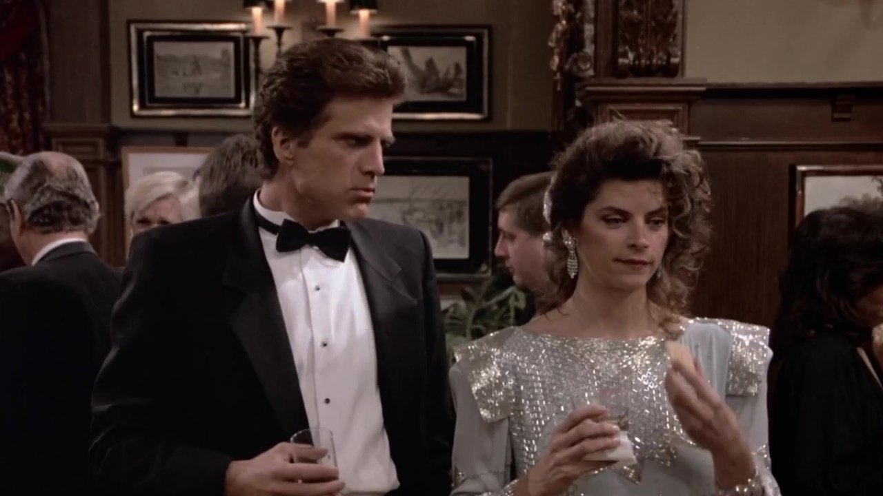 Cheers 6×10 – A Kiss is Still a Kiss