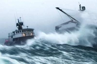 Deadliest Catch 4×9 – Storm Season
