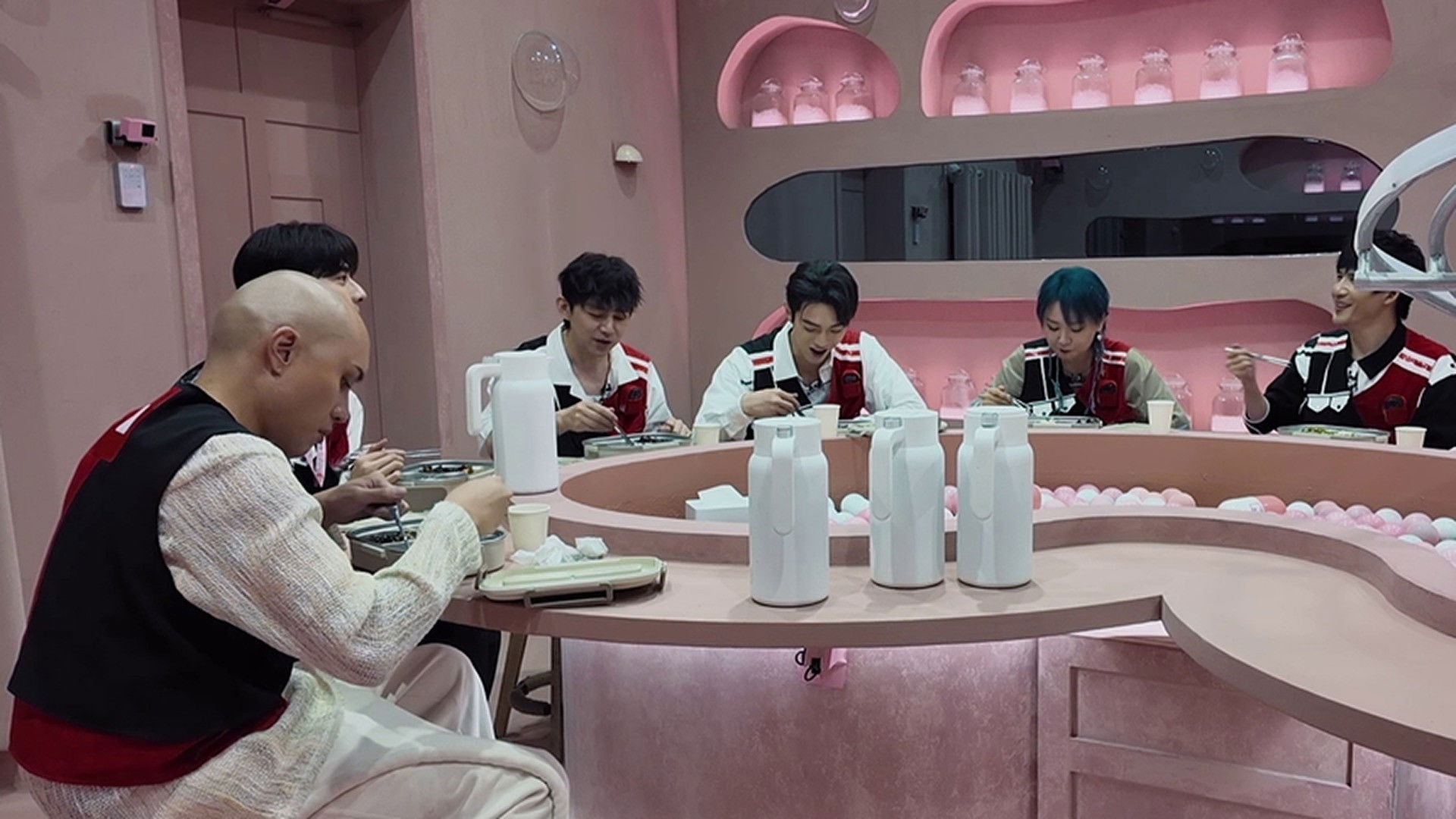 S6: EP8 Advance Bonus Scenes