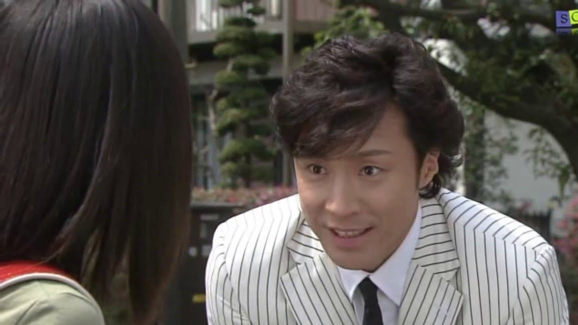 File 5: “Dinner Next Door! Eating Curry Rice!"