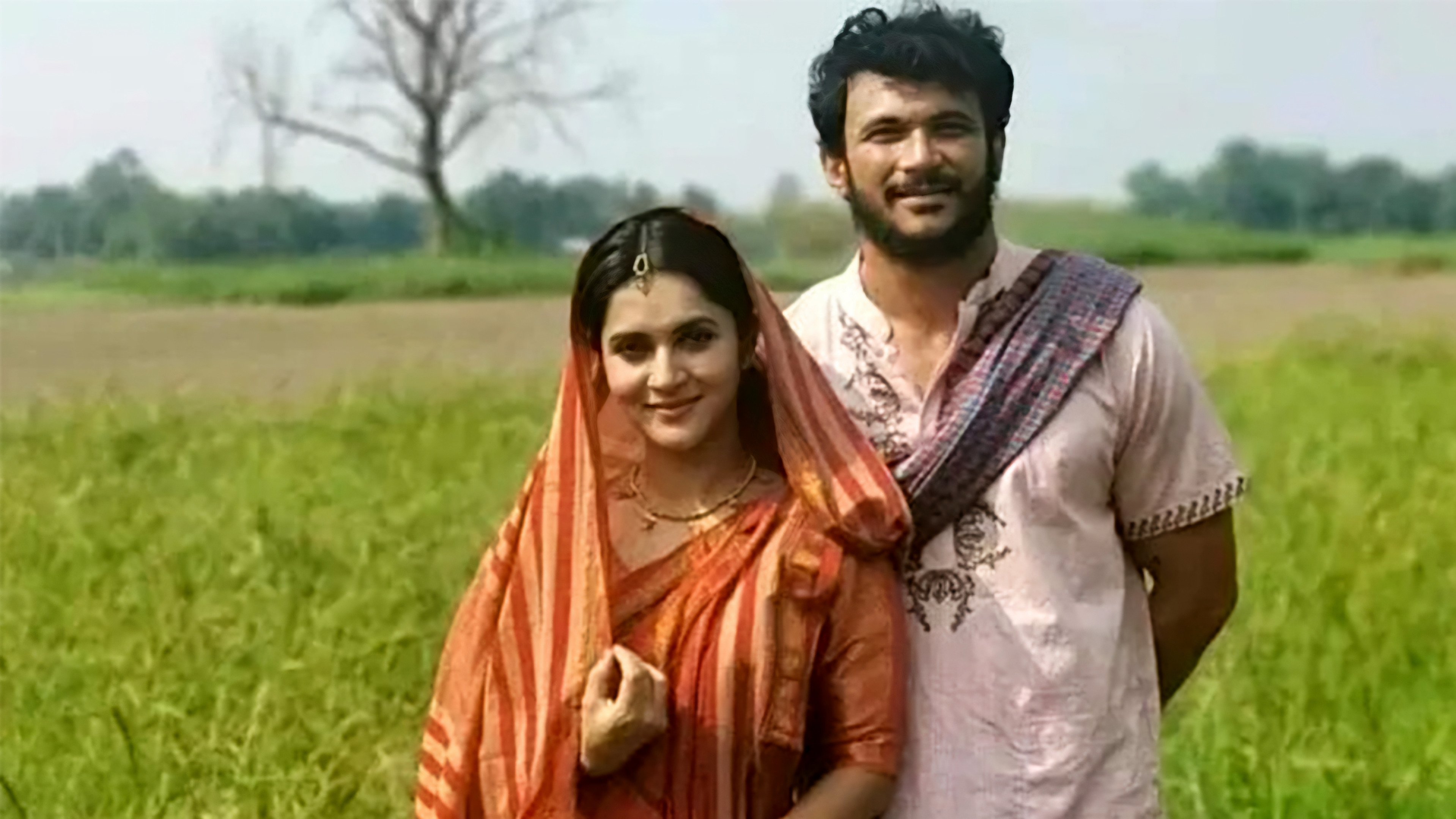 জলে জ্বলে তারা