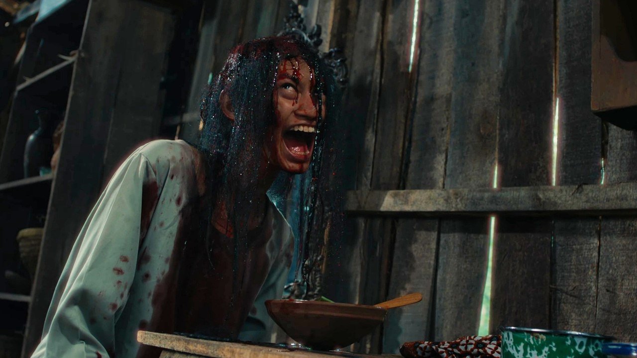 Before Night Falls 2: Woman in Chains