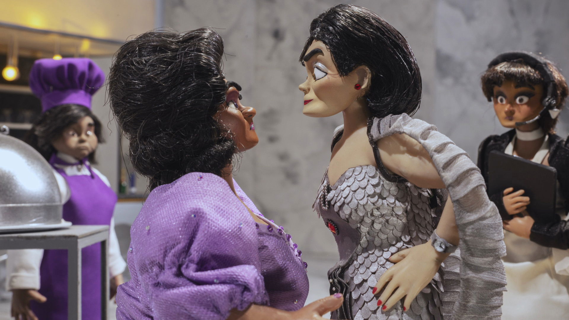 La misma noche que anoche