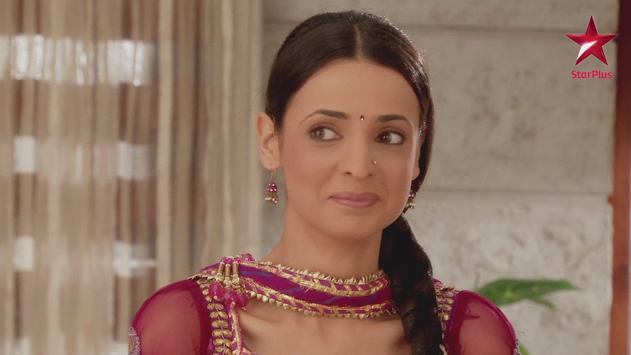Khushi Bothers Arnav
