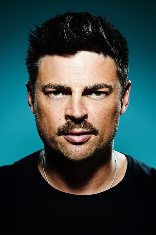 Foto de Karl Urban