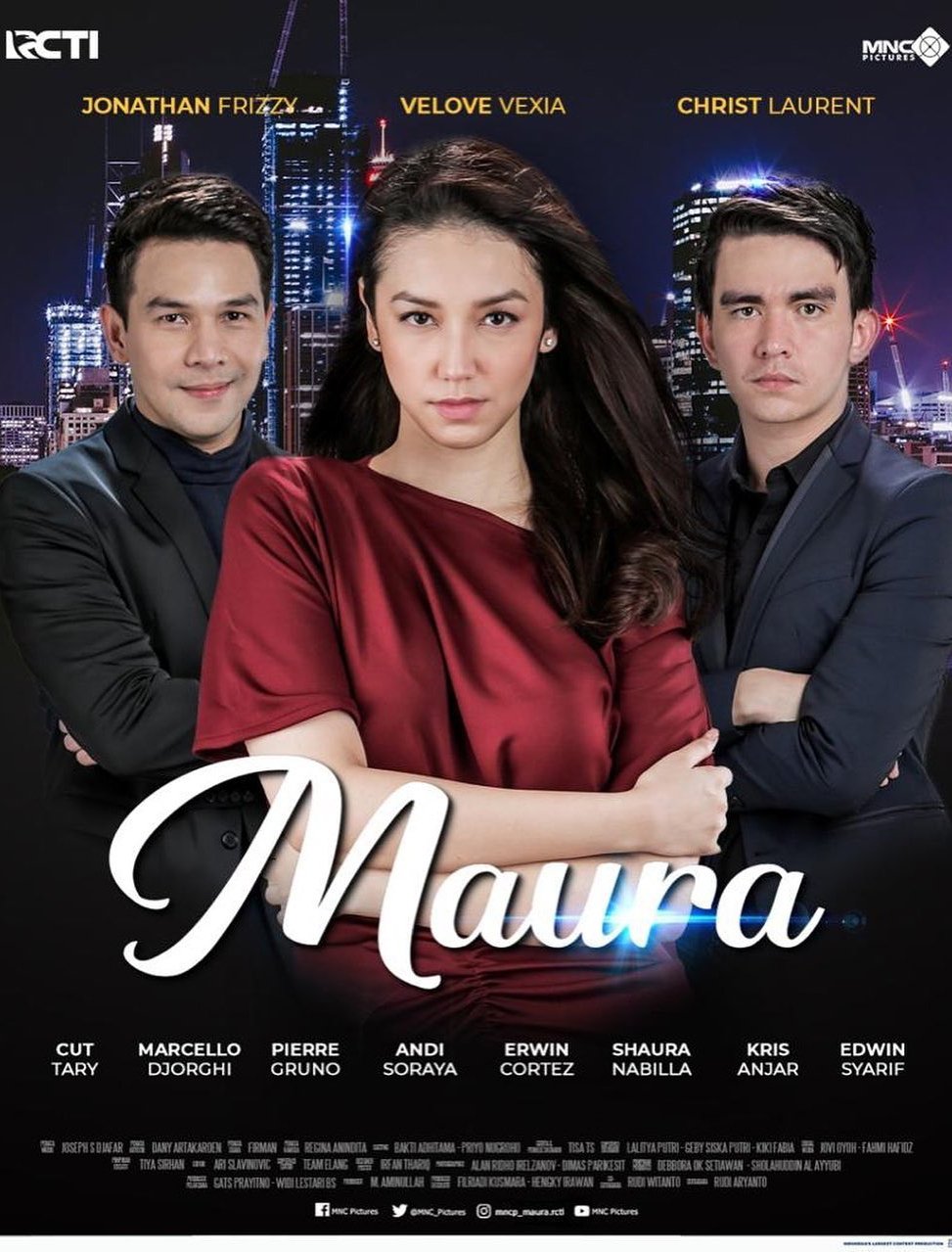 Poster de Maura