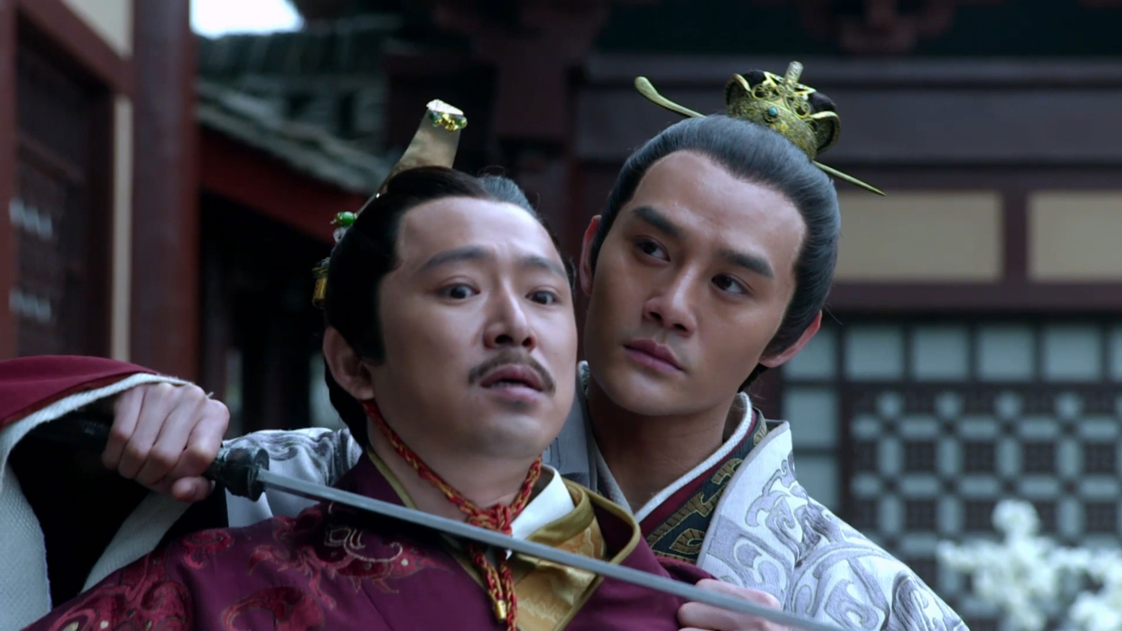 Schemes in the Inner Palace