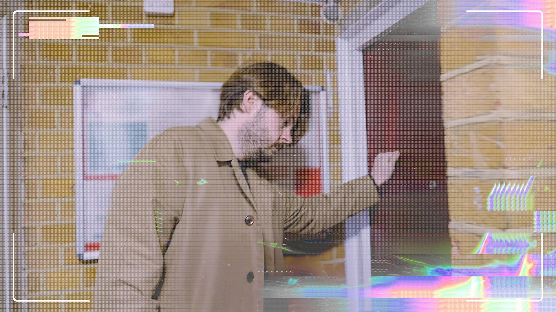 Face to Face with a Money Mule