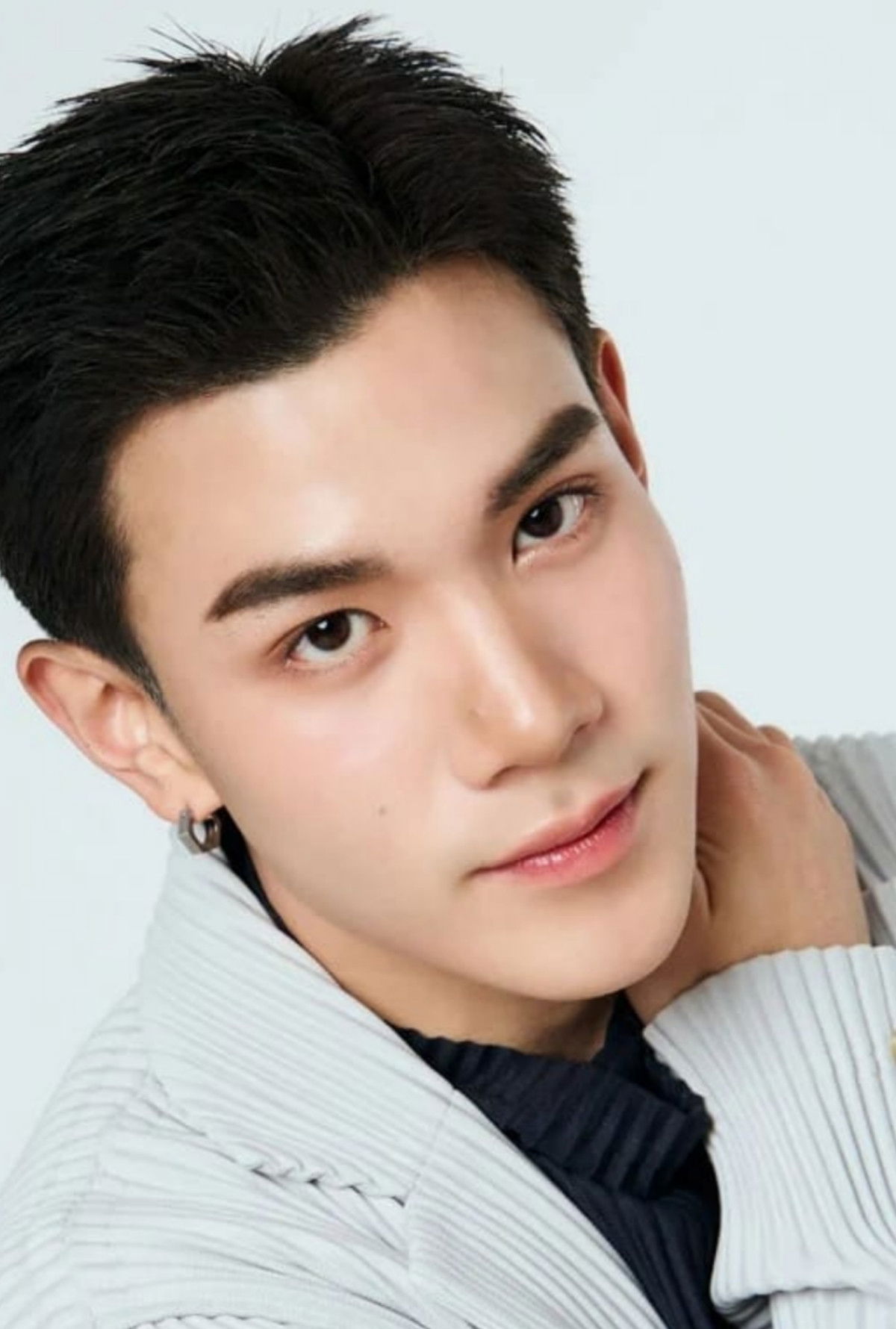 ณัฐวรรธน์ จิโรชน์ธิกุล/Thay