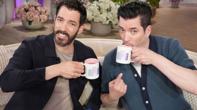 Drew Scott, Jonathan Scott, Page Turner