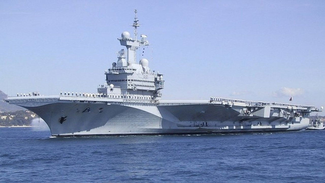 Les Secrets Du Porte-Avions Charles De Gaulle