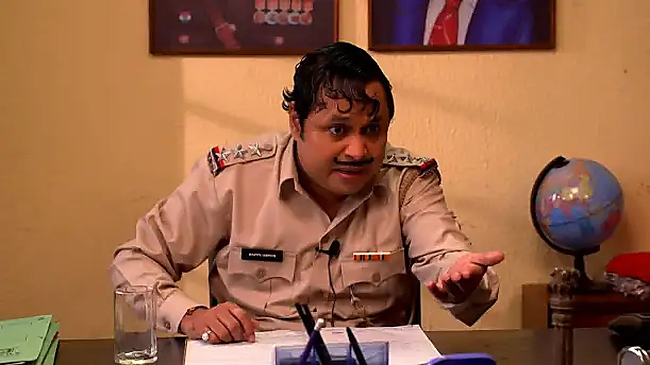 Chamchi dominates the family - Happu Ki Ultan Paltan