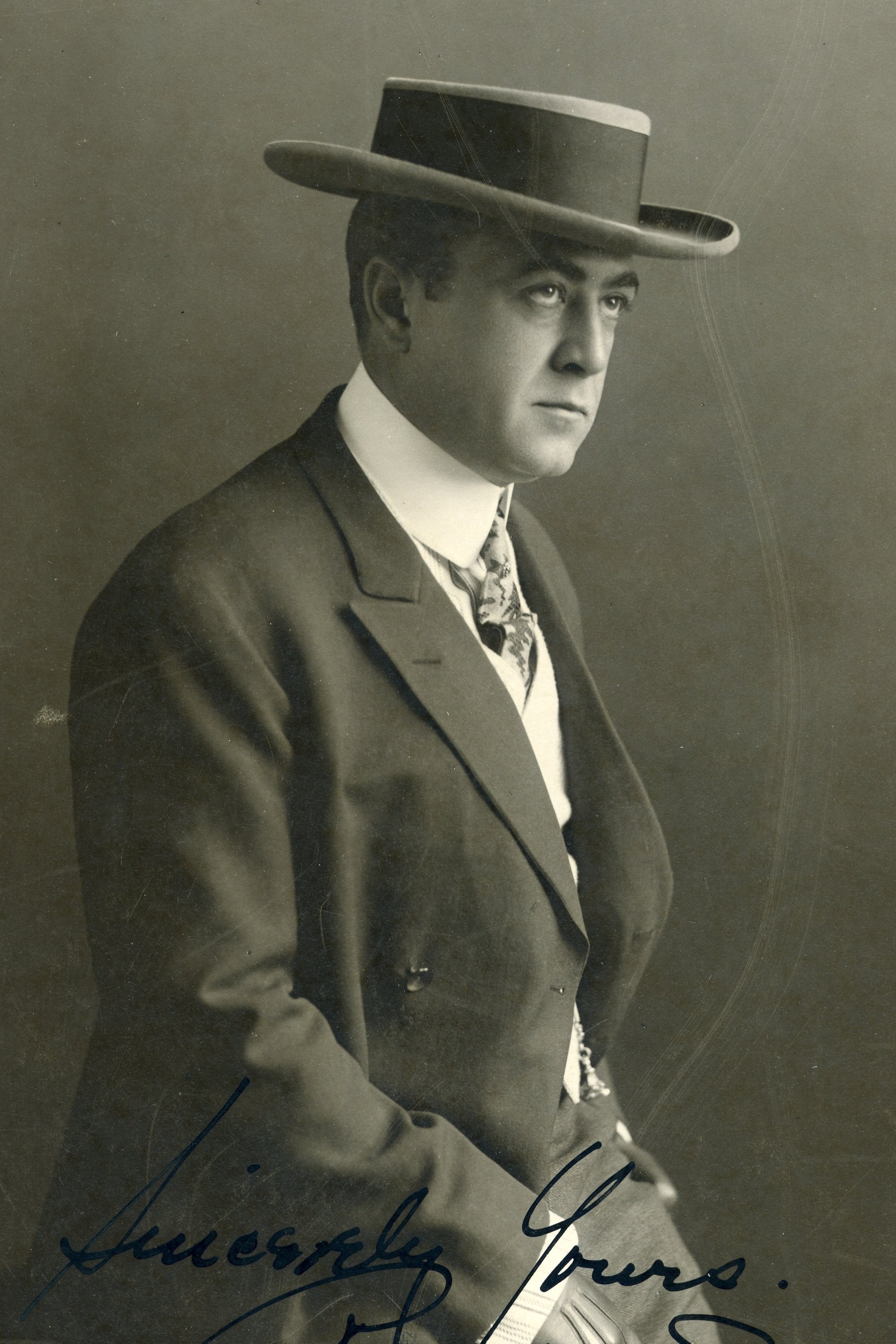 Foto de Robert Edeson