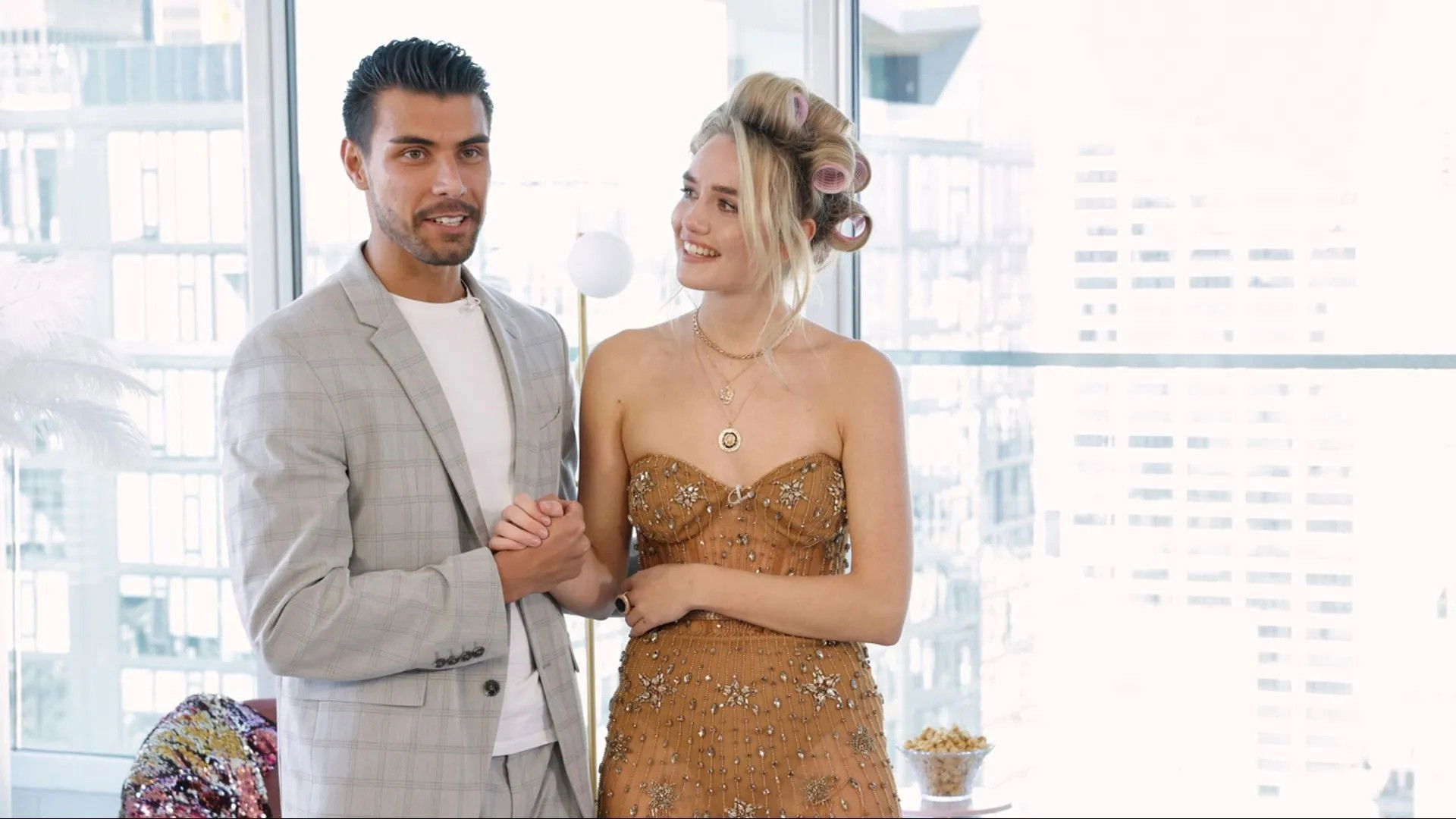 Surprise! The Models receive Visitors from Home