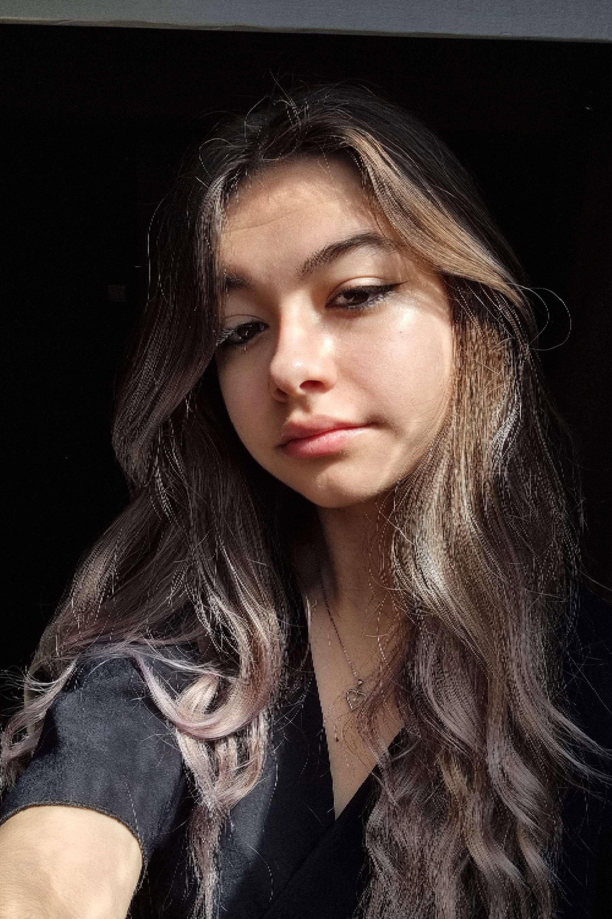 the profile picture of Elyn Lapoy