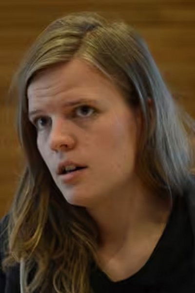 Laura Bie/Producer's Assistant