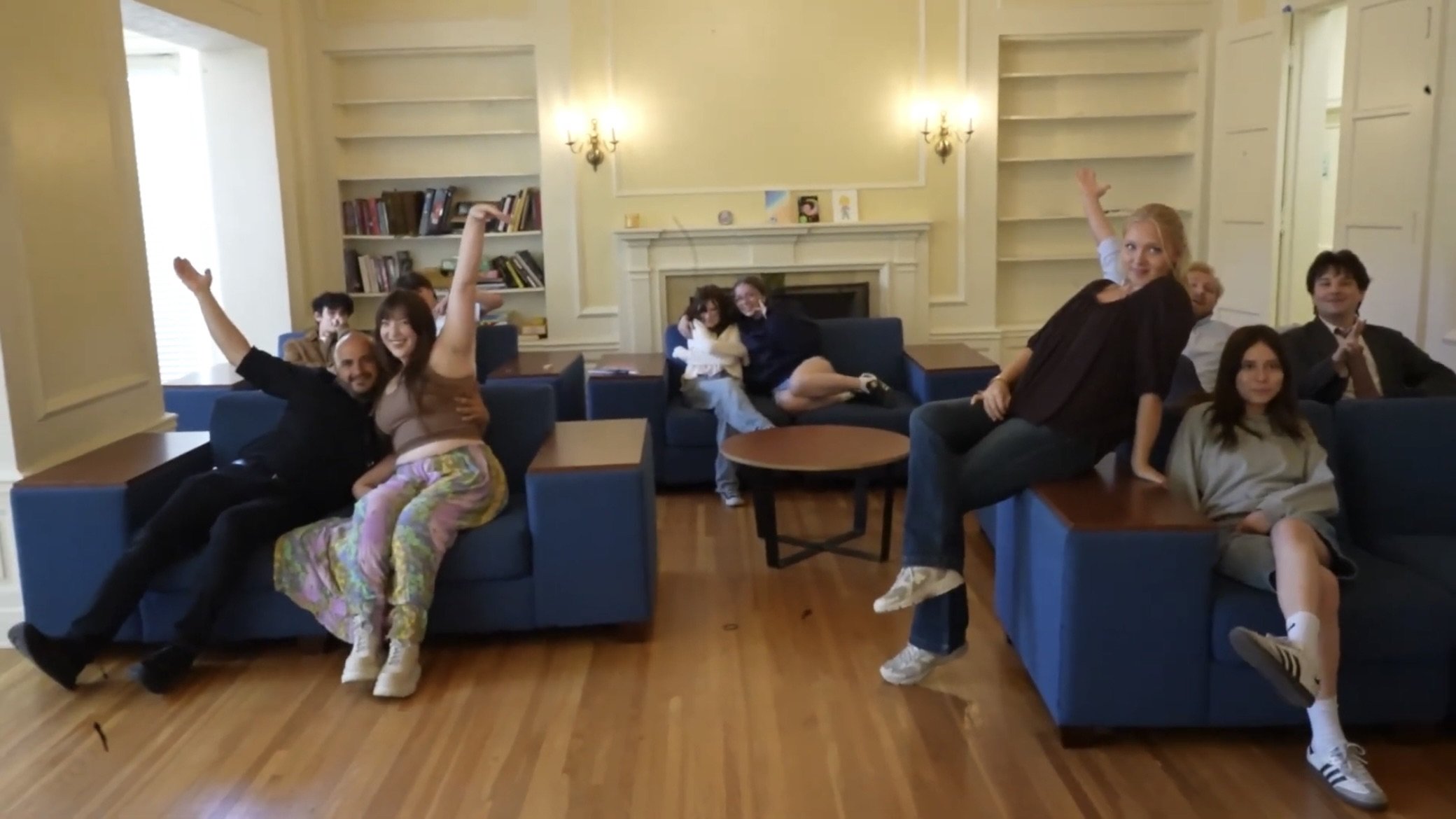 DRAMA MANSION