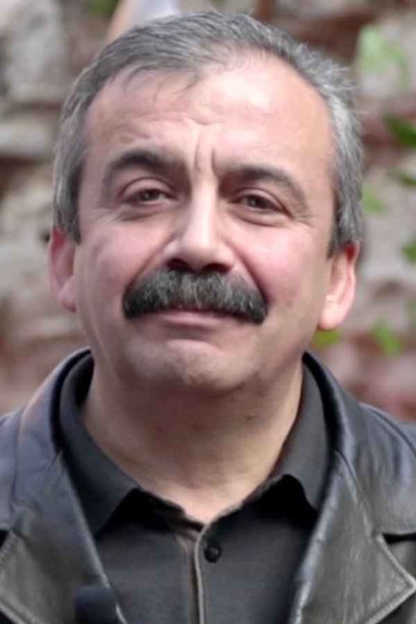 Foto de Sırrı Süreyya Önder