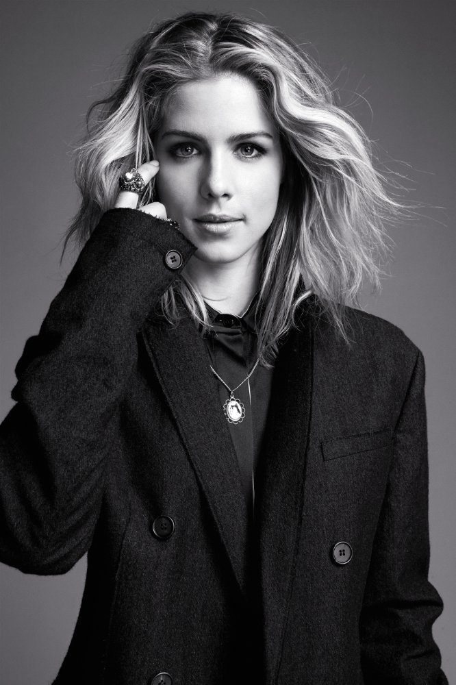 Foto de Emily Bett Rickards
