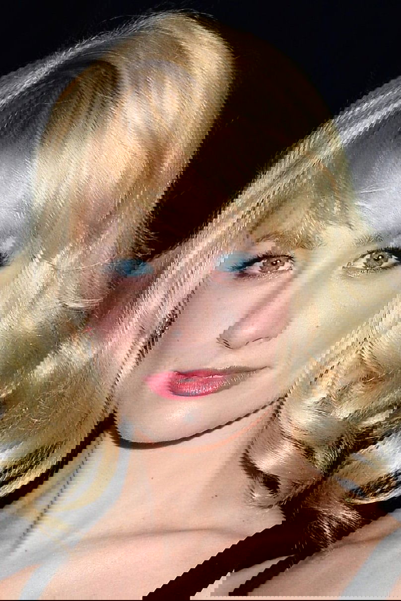 Foto de Beth Behrs