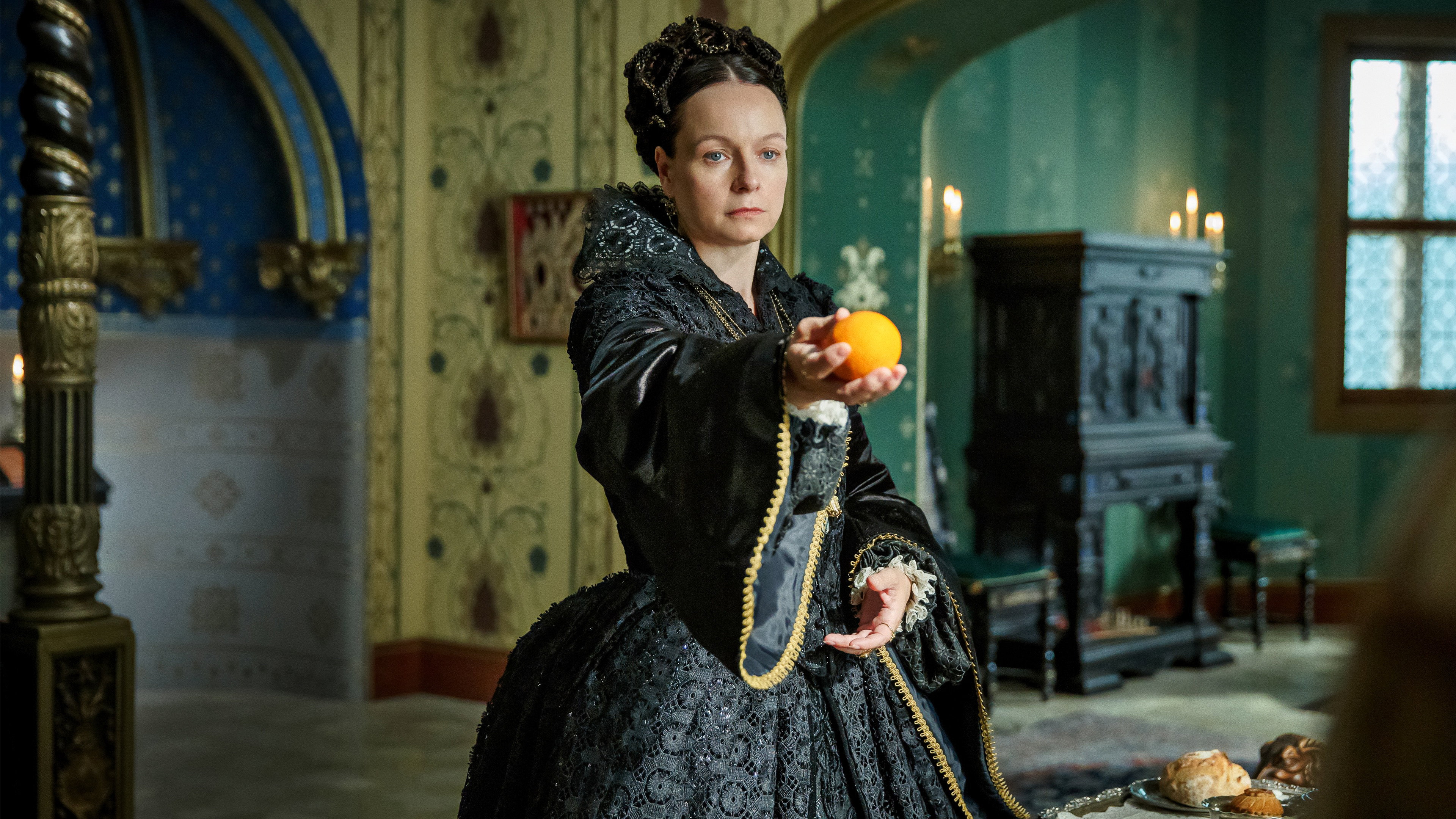 The Serpent Queen: 1×1