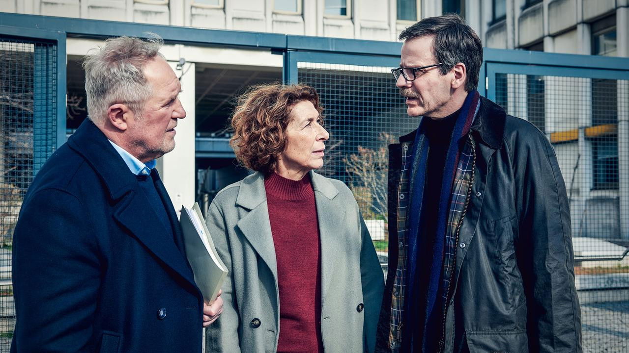 We can't be grasped!