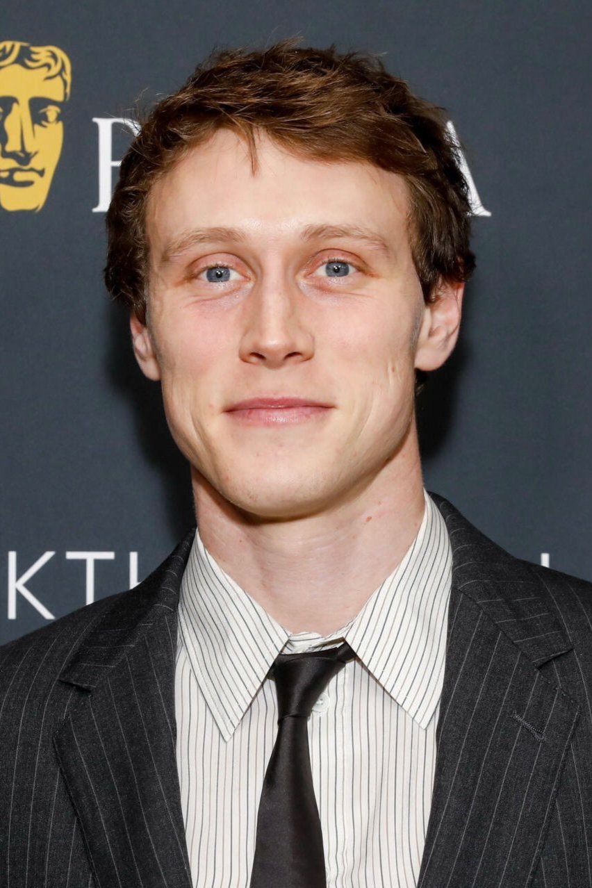 Foto de George MacKay