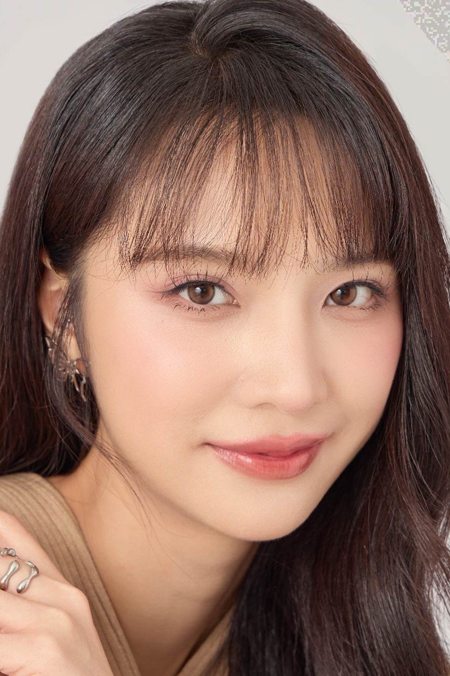 Foto de พลอยชมพู ศุภทรัพย์