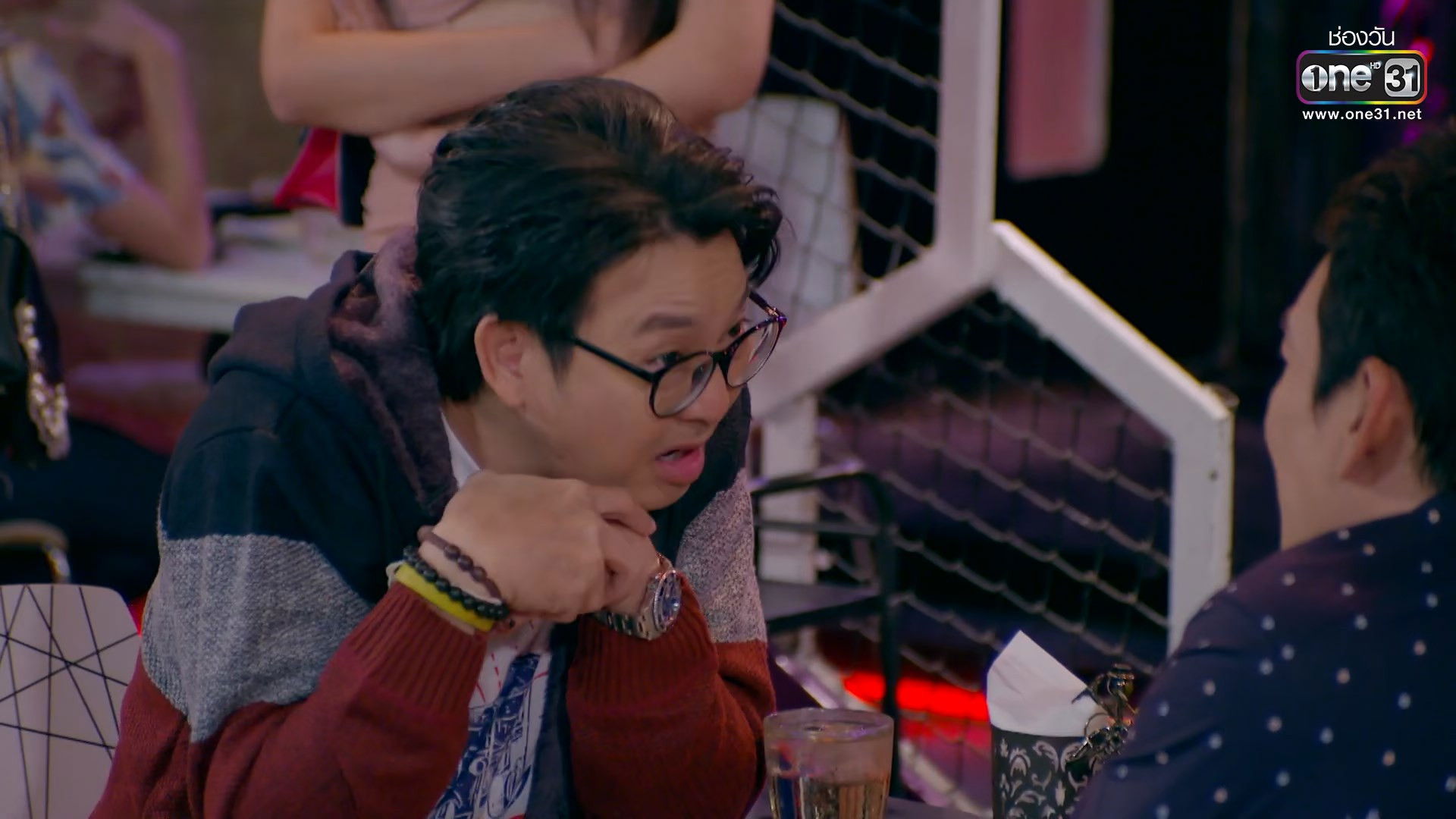 ขุนยมถล่มรอบโลก