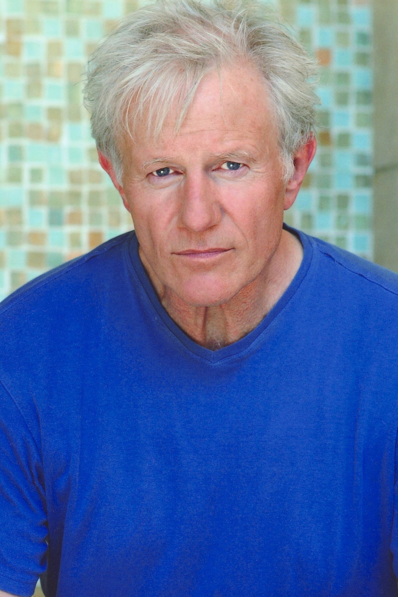 Foto de Raymond J. Barry