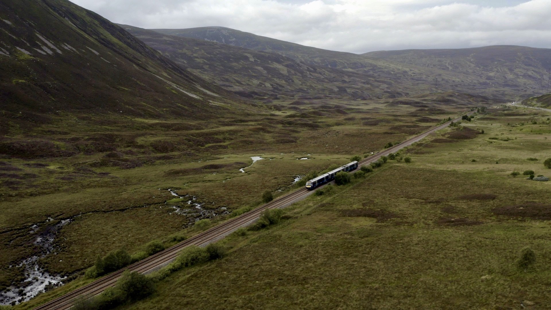 In the heart of Scotland - By train through the Highlands