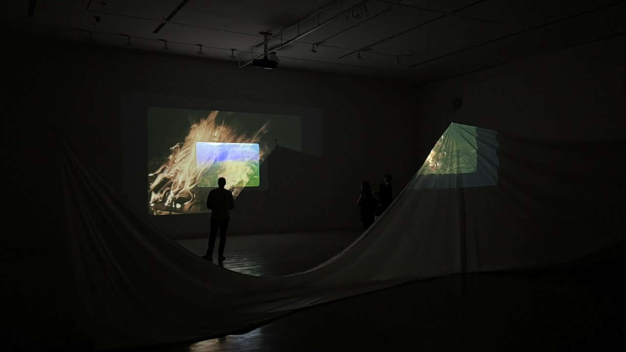 A Conversation with the Sun (Installation)