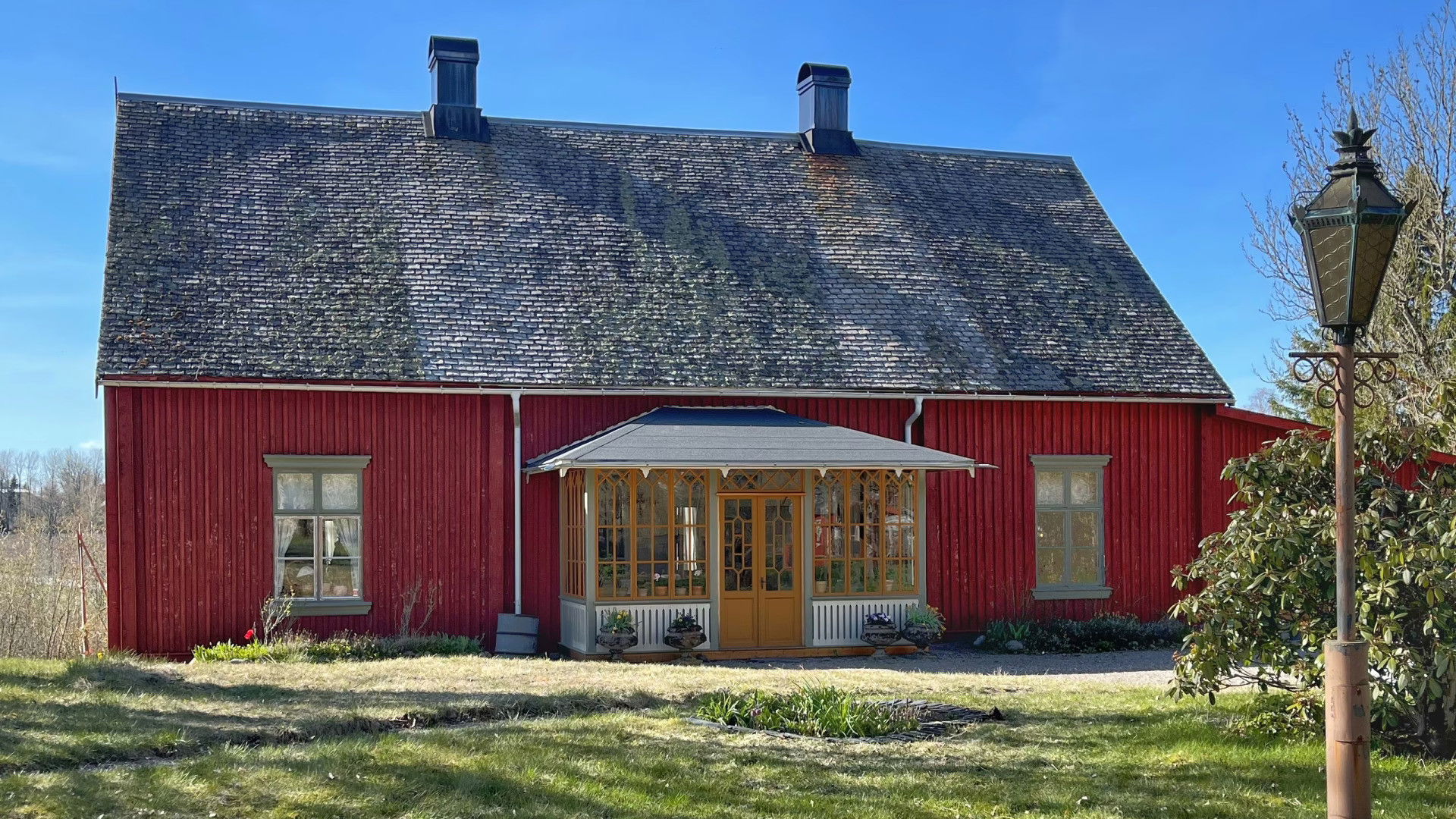 Mangårdsbyggnaden - Öxnäs bruk (Dalsland)