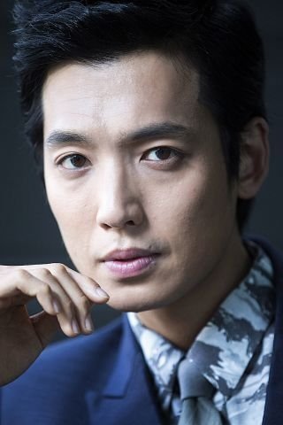 Foto de Jung Kyung Ho